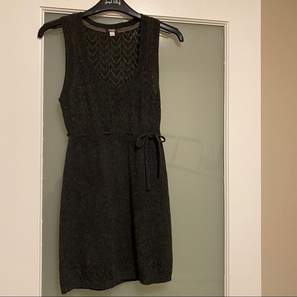 Talula (Aritzia) wool dress - Picture 1 of 3
